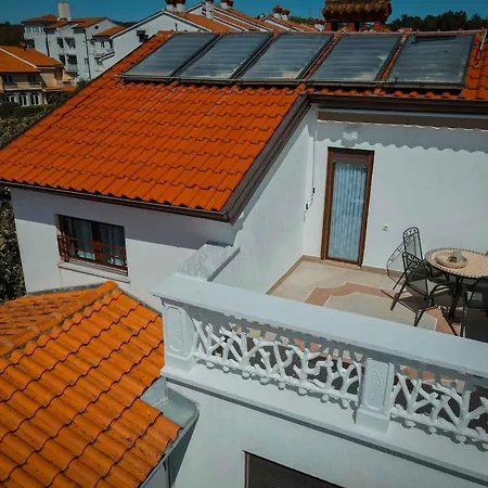 Apartment 44 Malinska